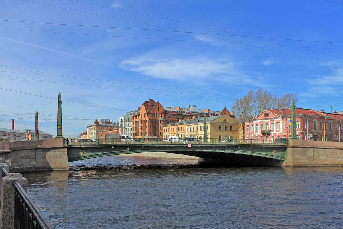 Современный Египетский мост в Петербурге