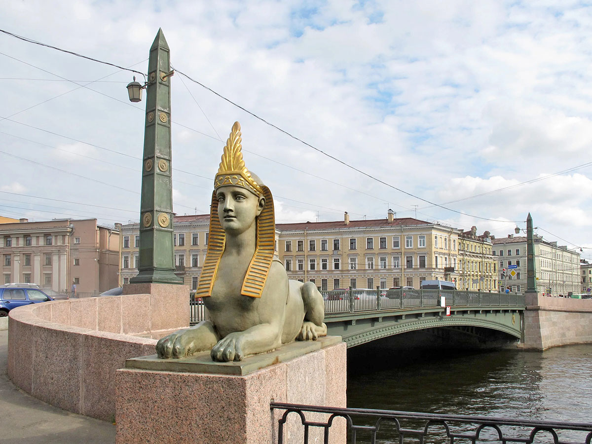 Египетский мост в Санкт-Петербурге