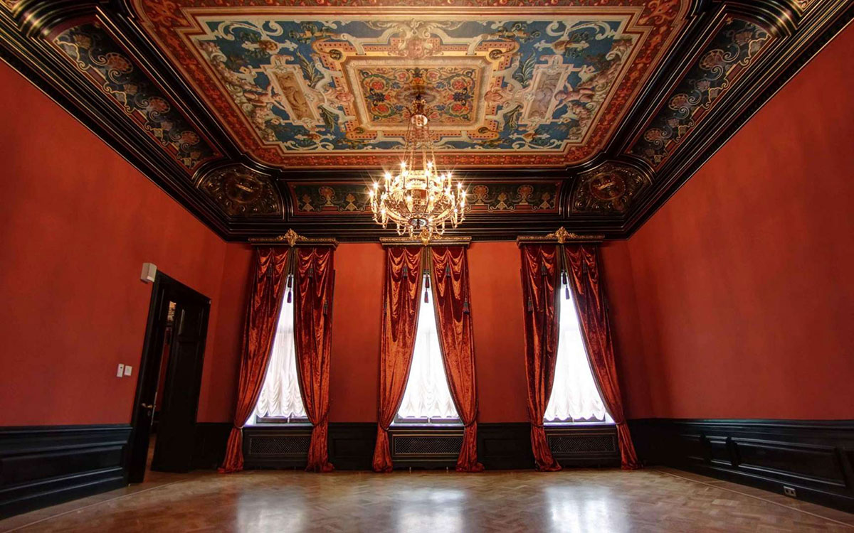 Зал Нарышкиных в особняк Трубецких-Нарышкиных в Санкт-Петербурге