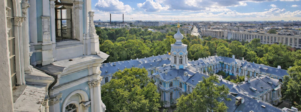 Смотровая площадка Смольного собора в Санкт-Петербурге